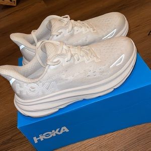 HOKA Clifton 9 - all white - women’s size 5.5